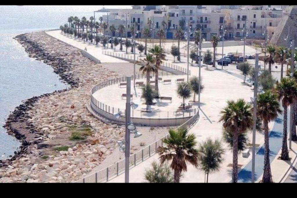 Apulia mon amour  Mola di Bari Bagian luar foto